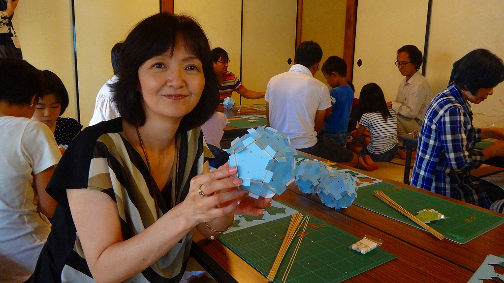 ���l���j����