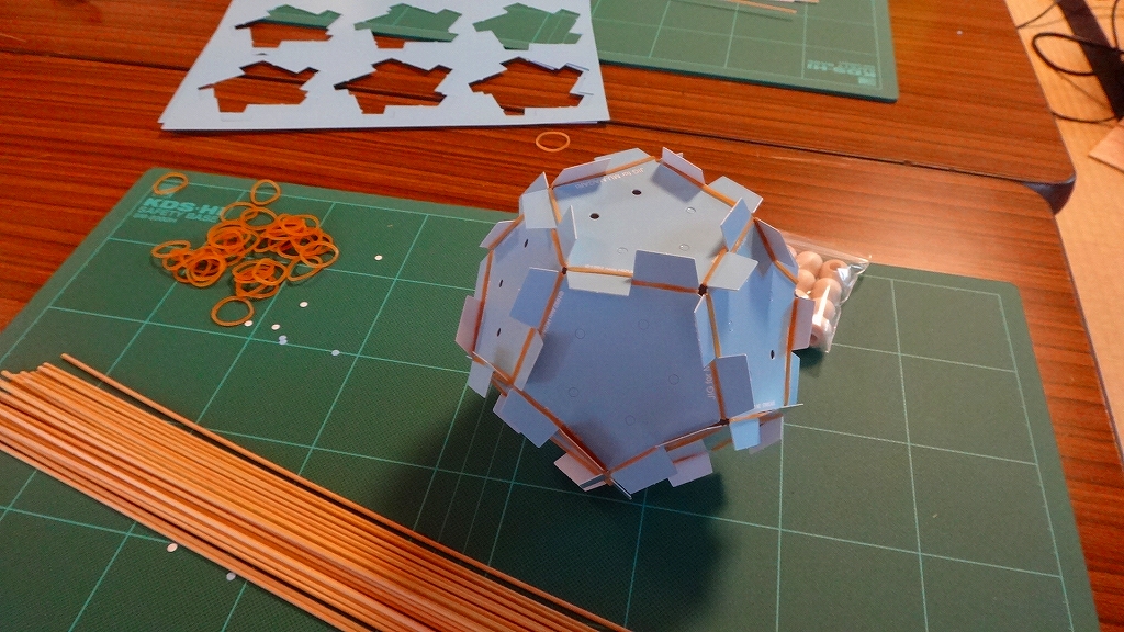 ���l���j����