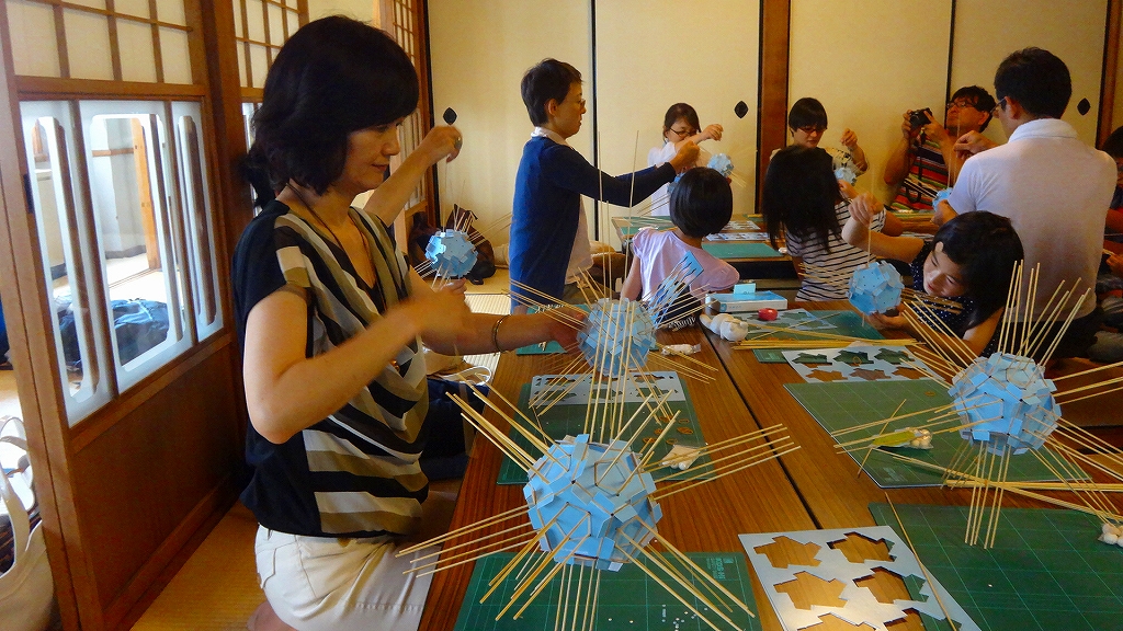 ���l���j����