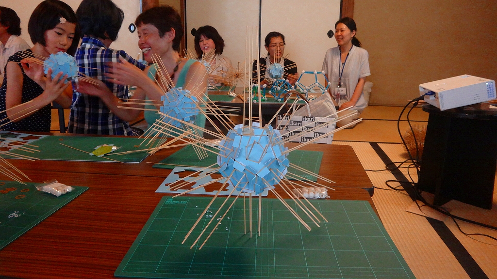 ���l���j����