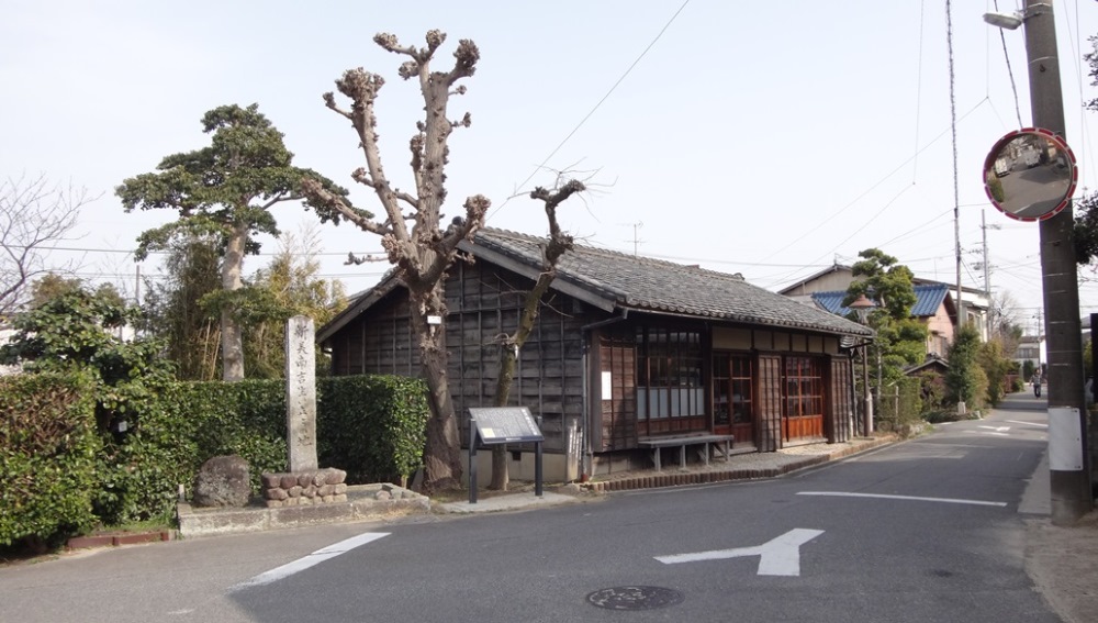 �V����g�L�O�فE��g�̐��E�P